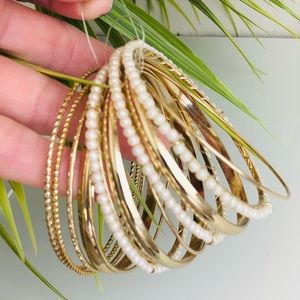 🟢3/$25 | Stack of gold pearl bracelets